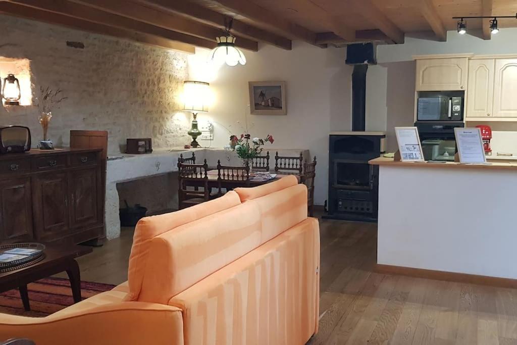 Les Maisons De Jean Et Eva 5 Chambres Nalliers  Εξωτερικό φωτογραφία